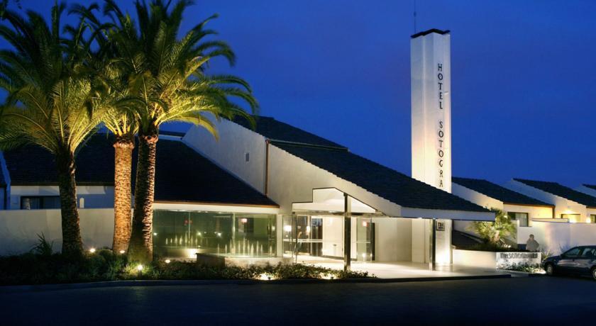 Hotel Encinar De סוטוגרנדה מראה חיצוני תמונה